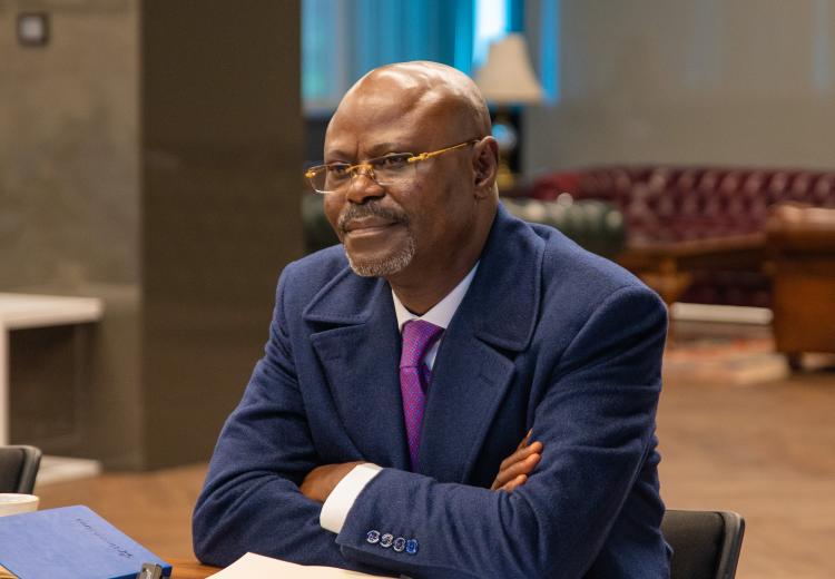 Crise dans l’Est de la RDC : la tournée stratégique de Guy Kabombo Muadiamvita en Afrique australe pour transformer la coopération militaire en levier opérationnel 